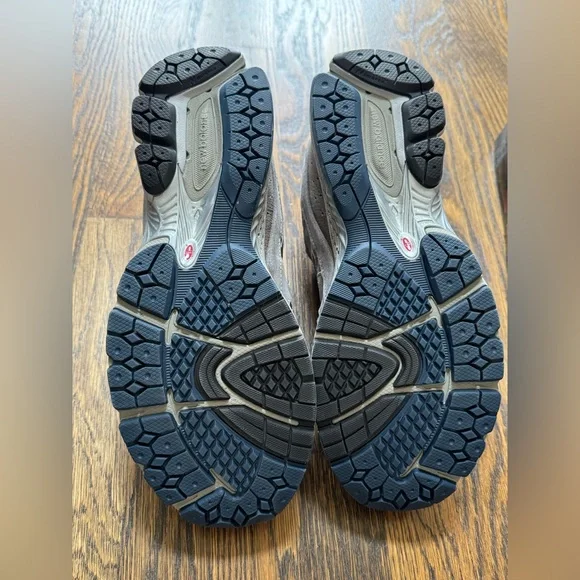 Men’s New Balance Classics in original packaging and with original accessories - Picture 9 of 10